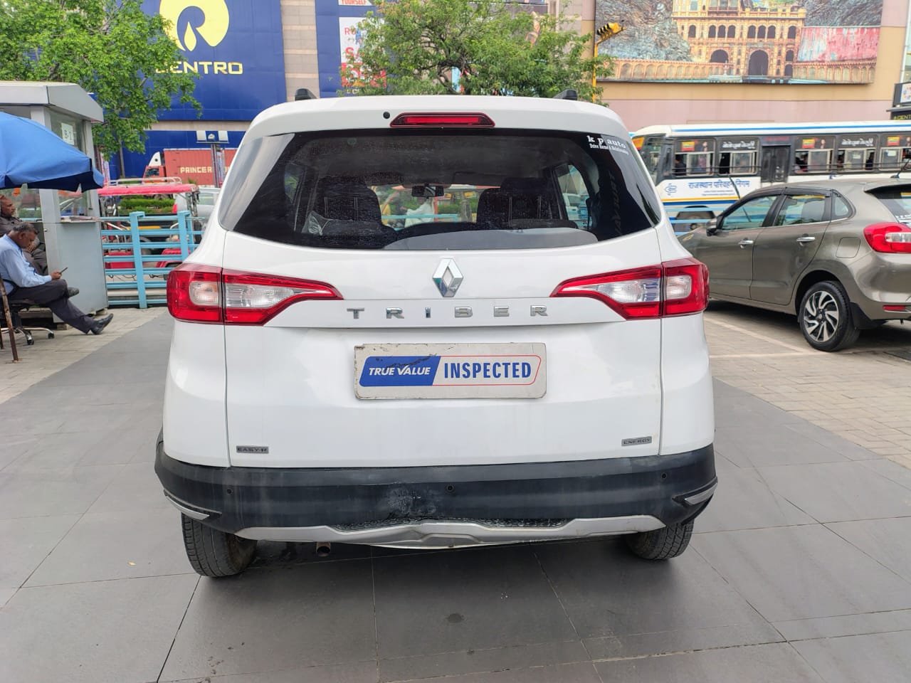 Renault- Triber RXZ