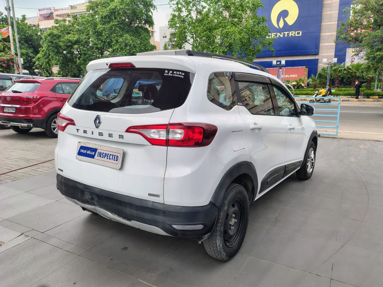 Renault- Triber RXZ