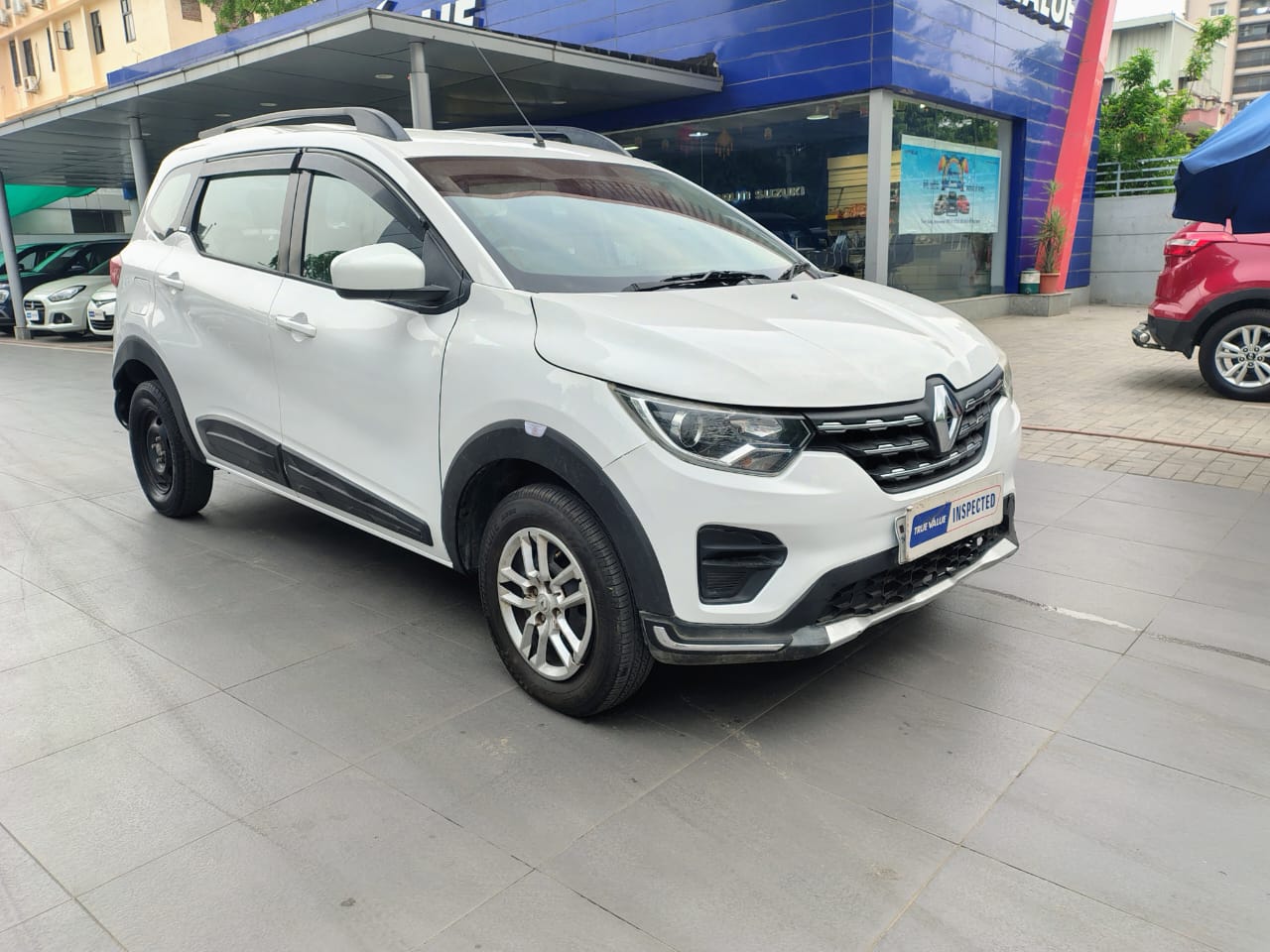 Renault- Triber RXZ