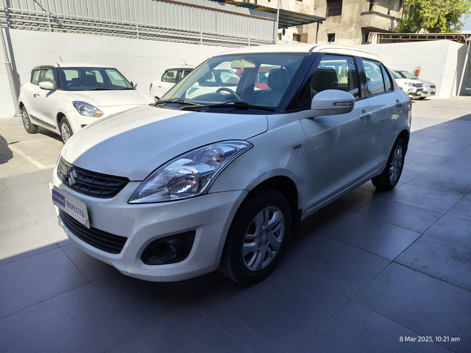 Maruti Suzuki Dzire Lxi – White
