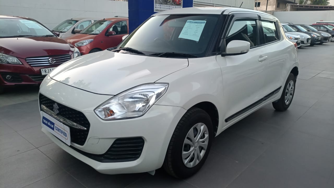Maruti Suzuki-Swift Vxi – White
