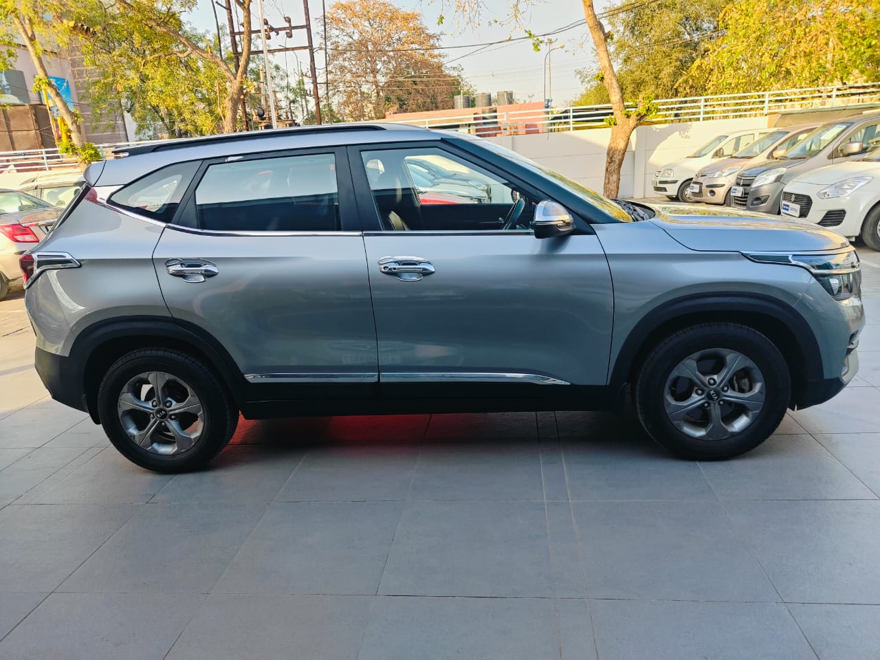 Kia Seltos HTK Plus – Silver
