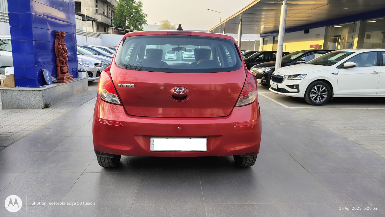 Hyundai- I-20 Magna Red