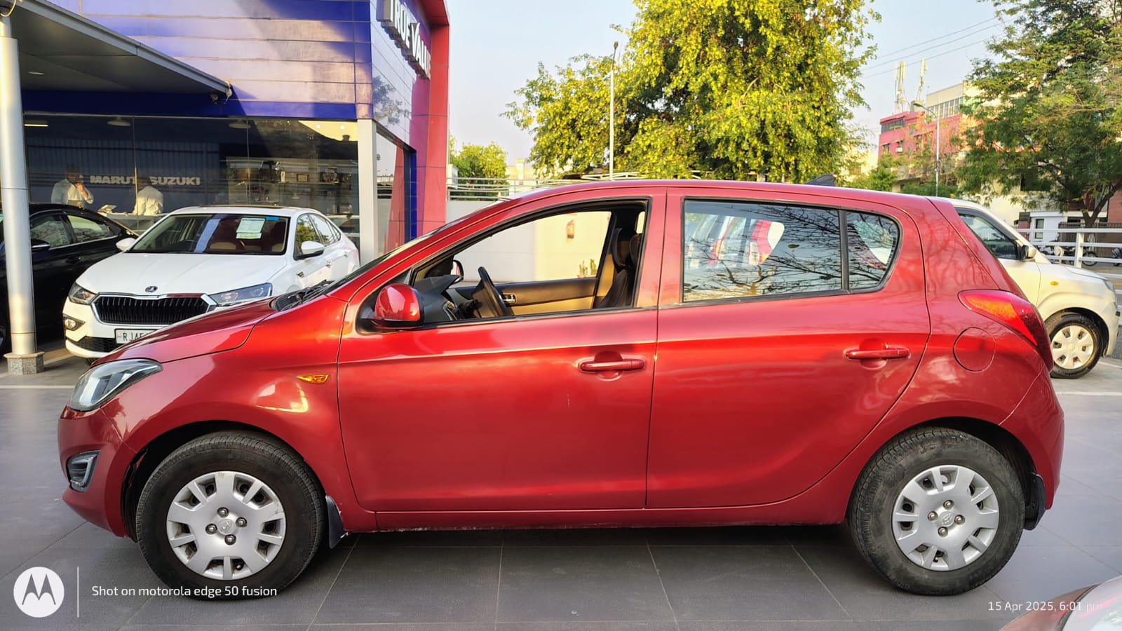 Hyundai- I-20 Magna Red