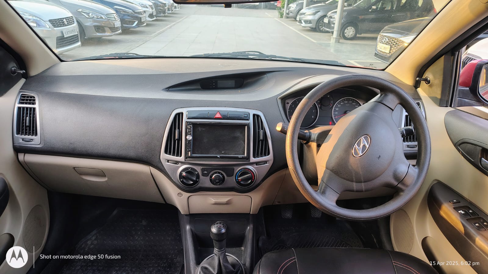 Hyundai- I-20 Magna Red