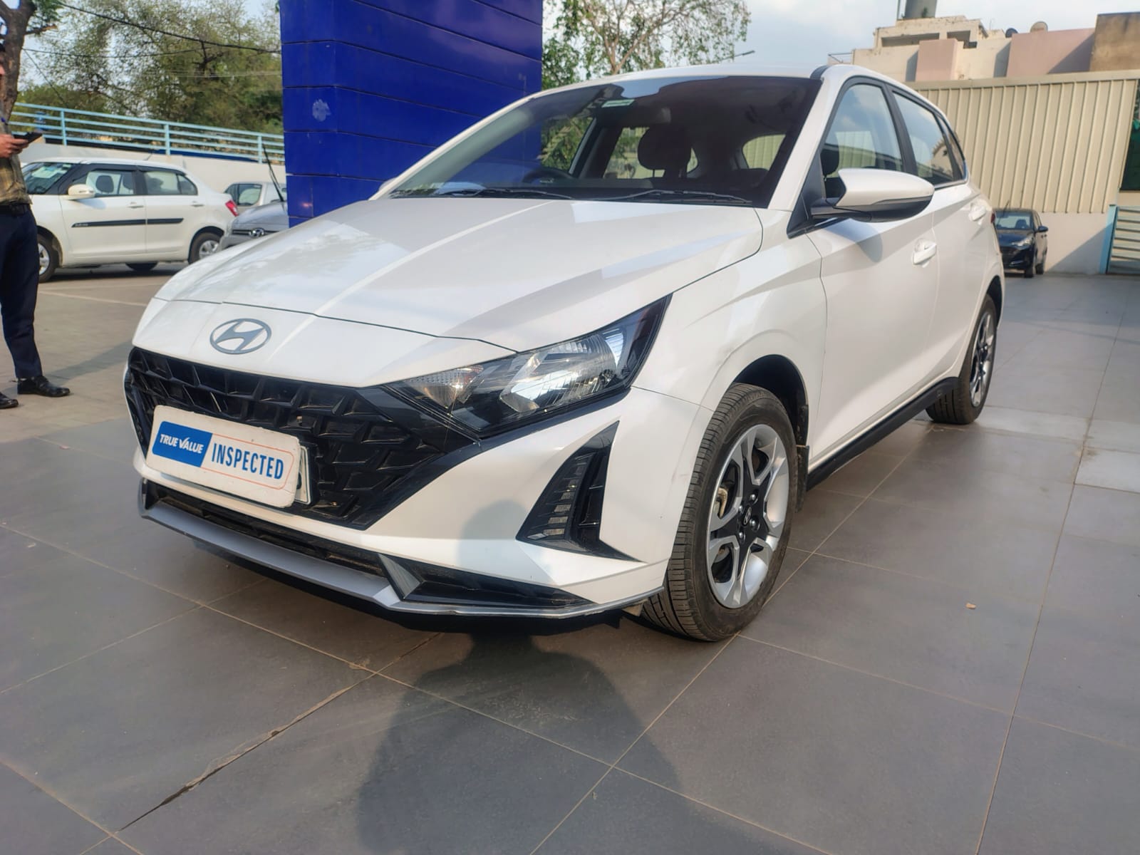Hyundai-I20 Sportz 1.2 – White