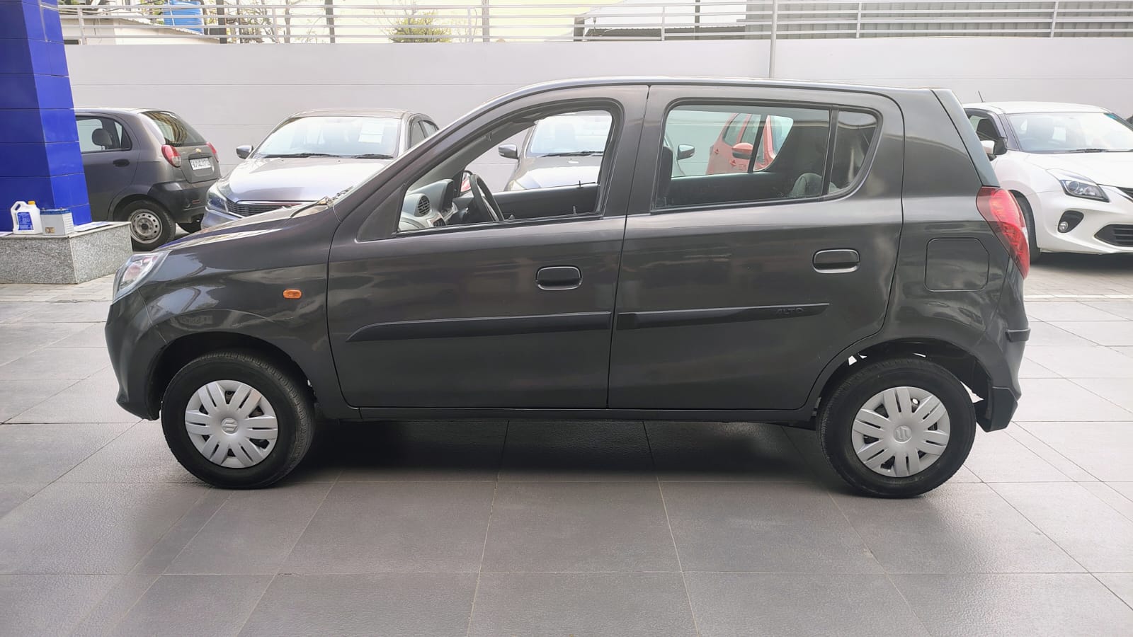 Maruti Suzuki Alto LXI – Grey