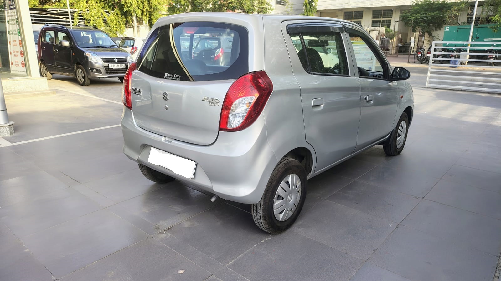 Maruti Suzuki Alto 800 LXI – Silver