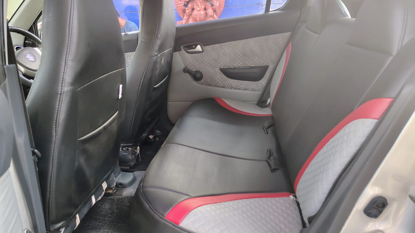 Maruti Suzuki Alto 800 LXI – Silver