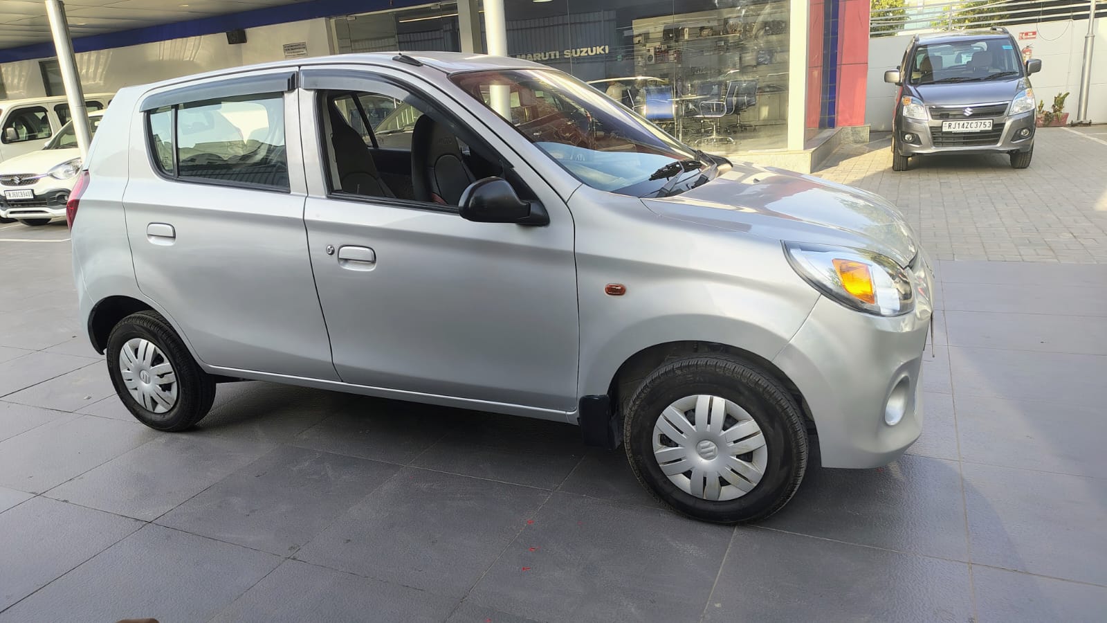 Maruti Suzuki Alto 800 LXI – Silver