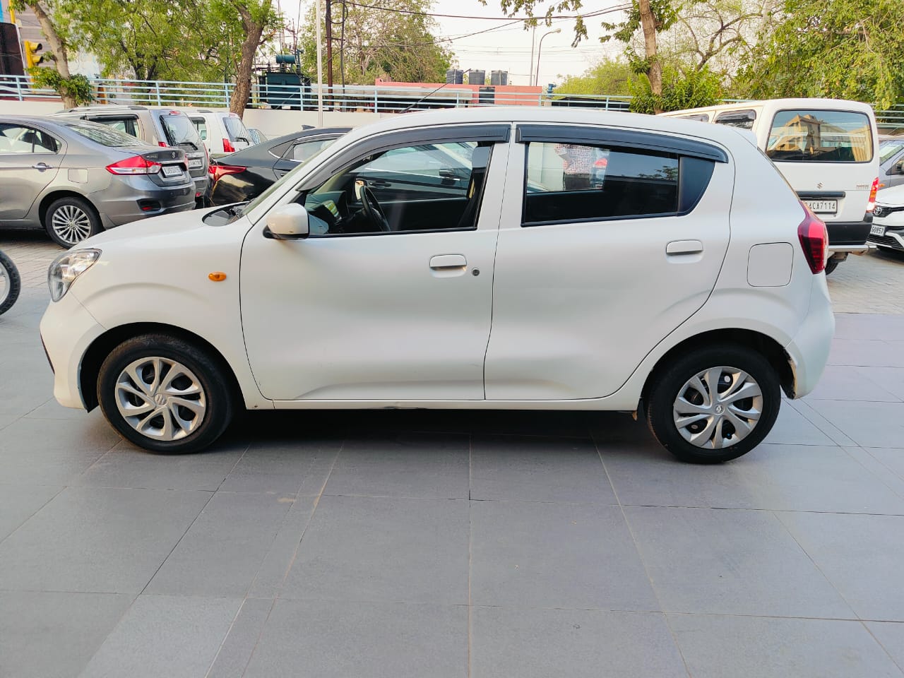 Maruti Suzuki Celerio VXI – White