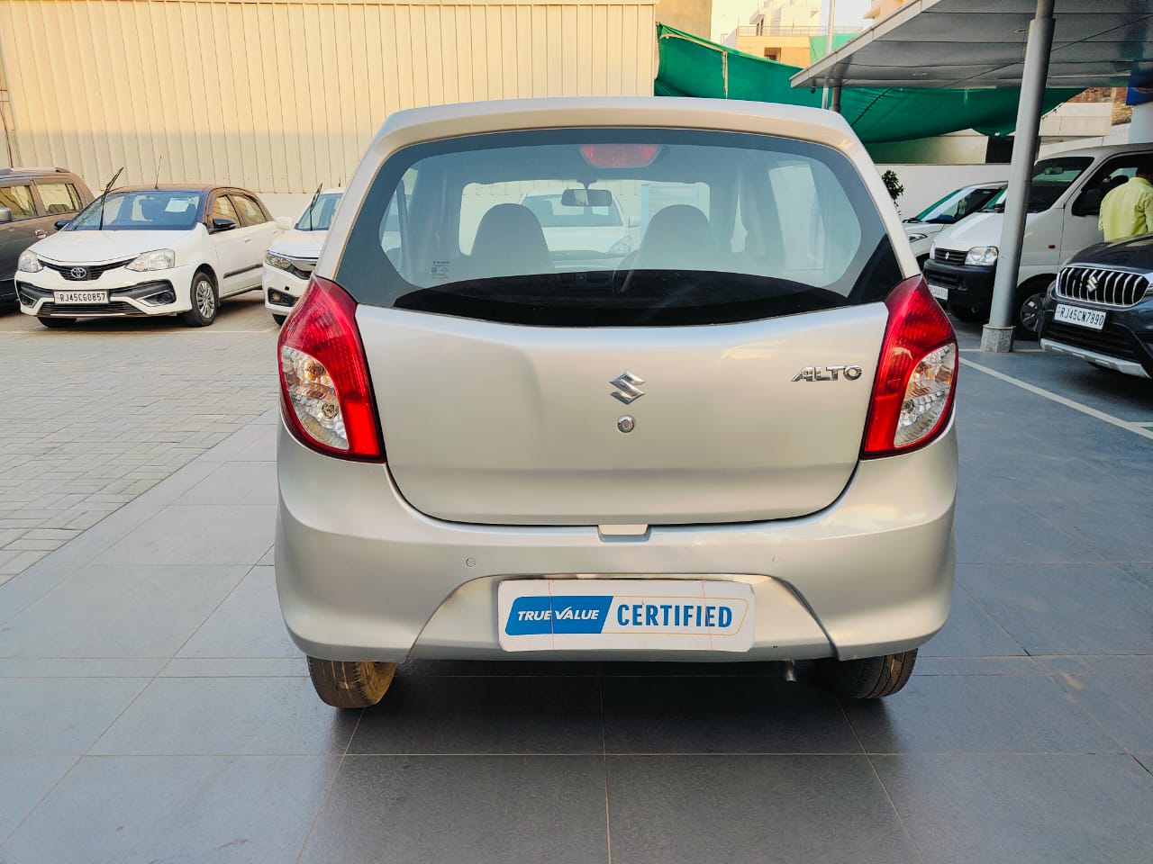 Maruti Suzuki Alto VXI – Silver 1