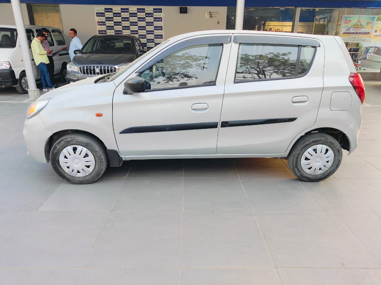 Maruti Suzuki Alto VXI – Silver 1