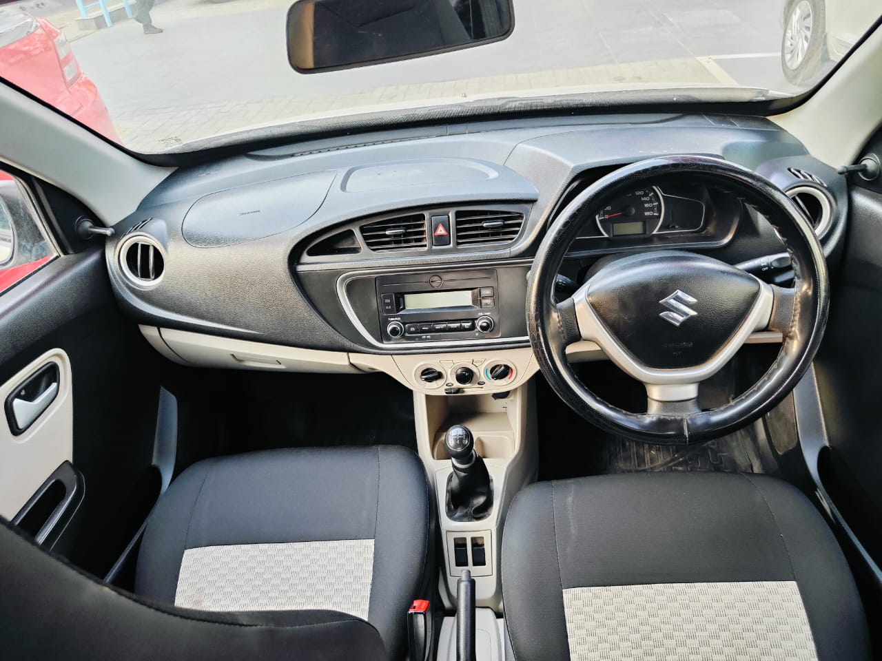 Maruti Suzuki Alto VXI – Silver 1