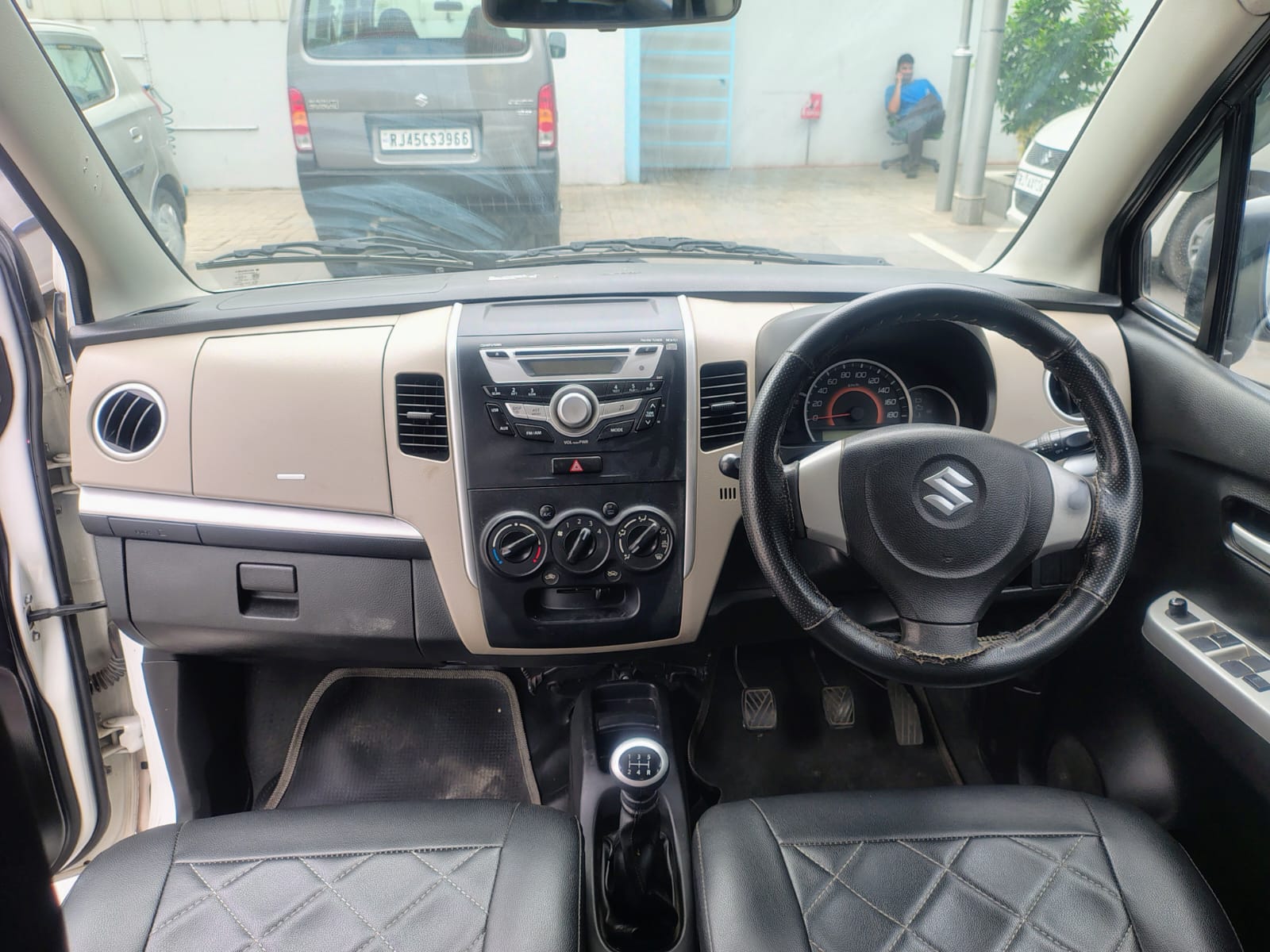 Maruti Suzuki Wagon R VXI – White