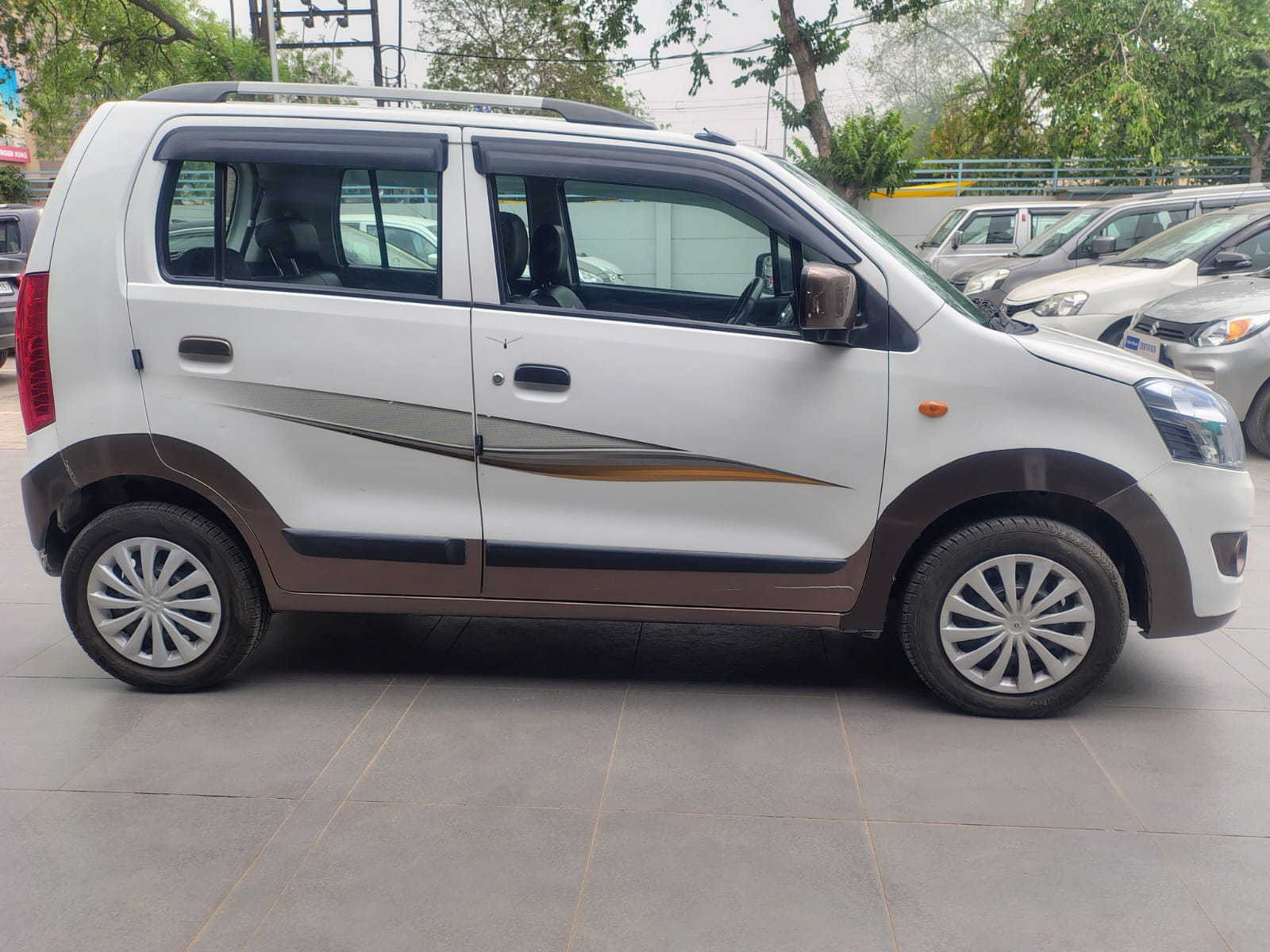 Maruti Suzuki Wagon R VXI – White