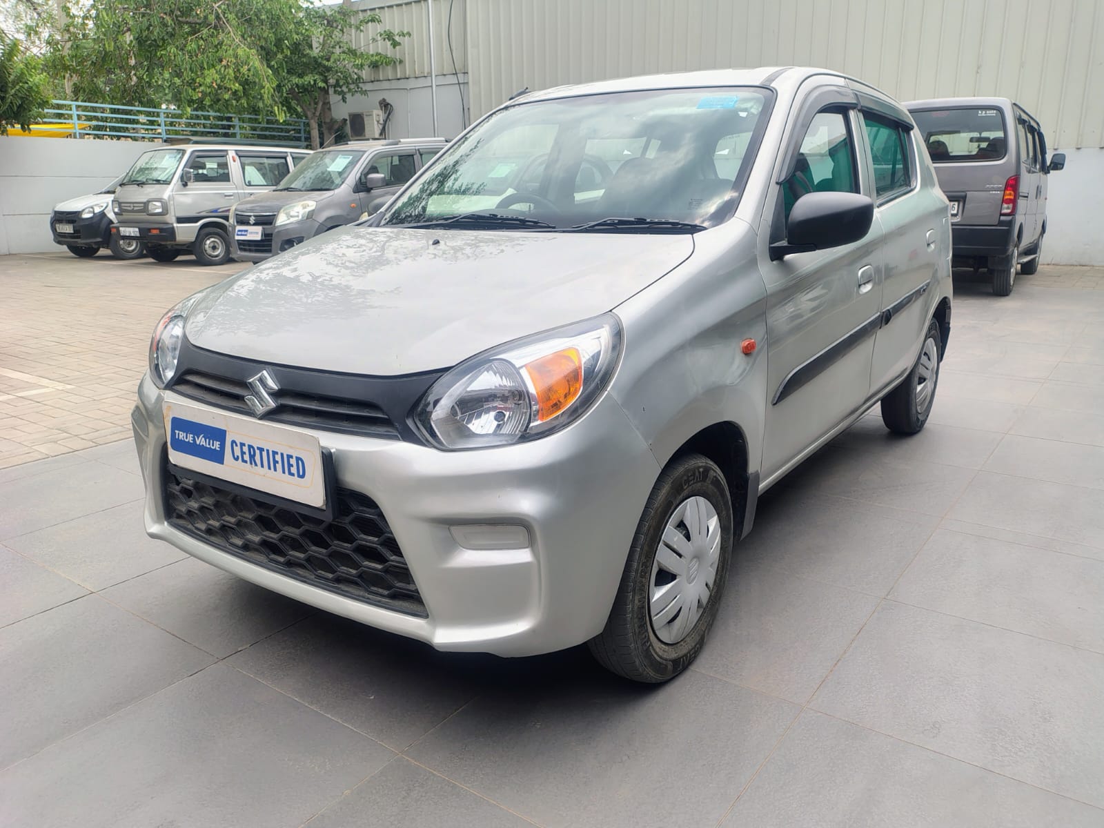 Maruti Suzuki Alto 800 VXI – Silver 1