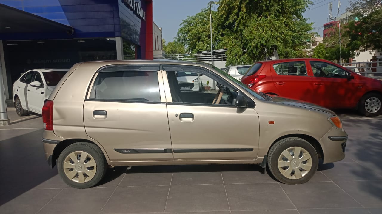 Maruti Suzuki Alto k-10 Vxi – Beige