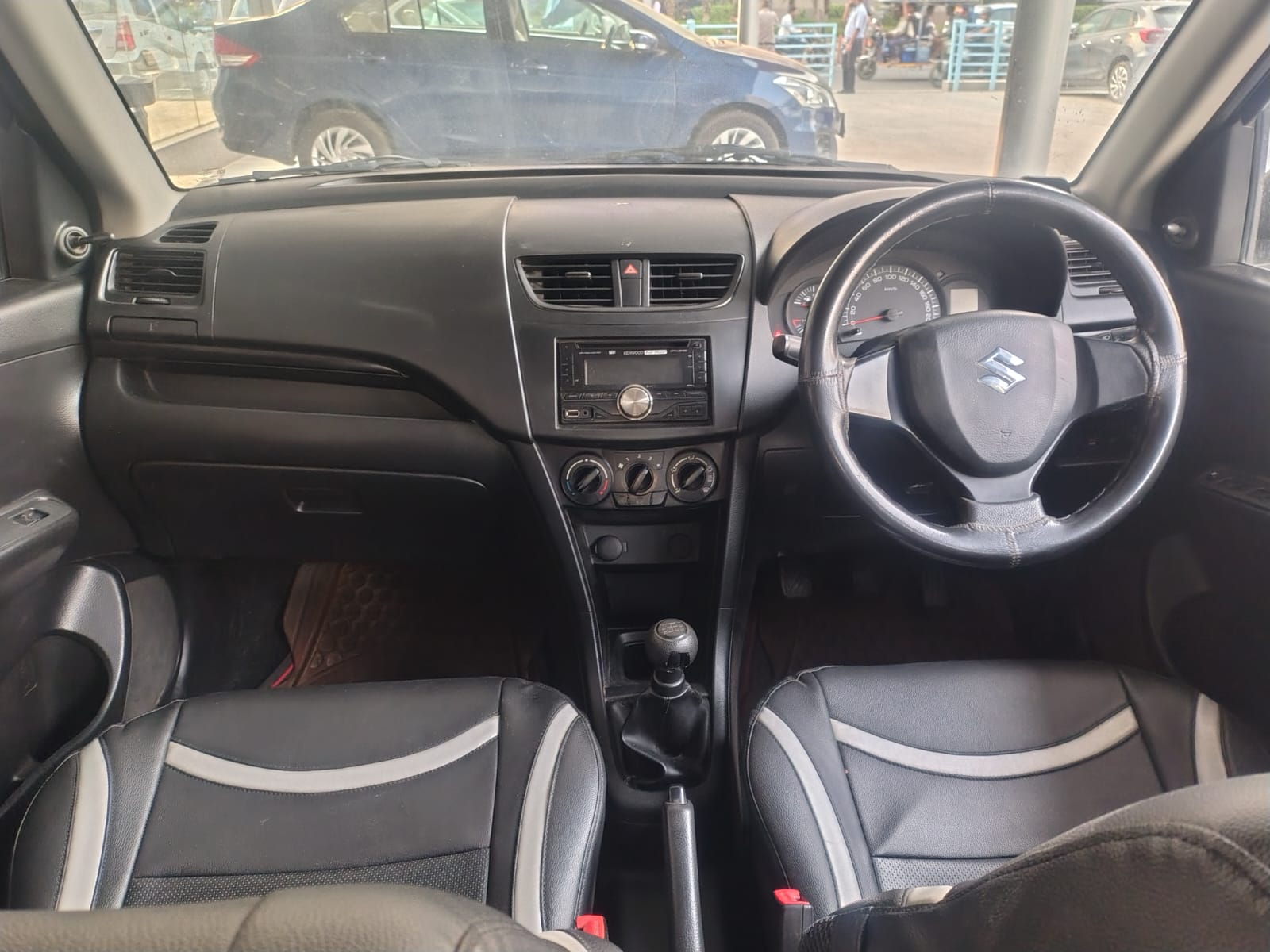 Maruti Suzuki Swift Lxi -Grey